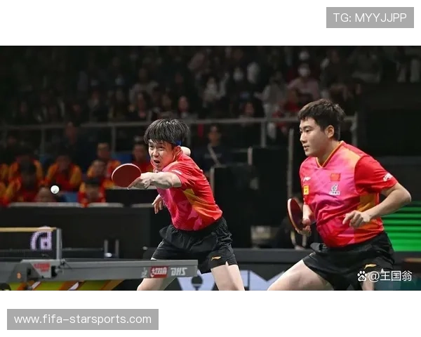 双打组合多次在关键分中把握机会，表现沉稳