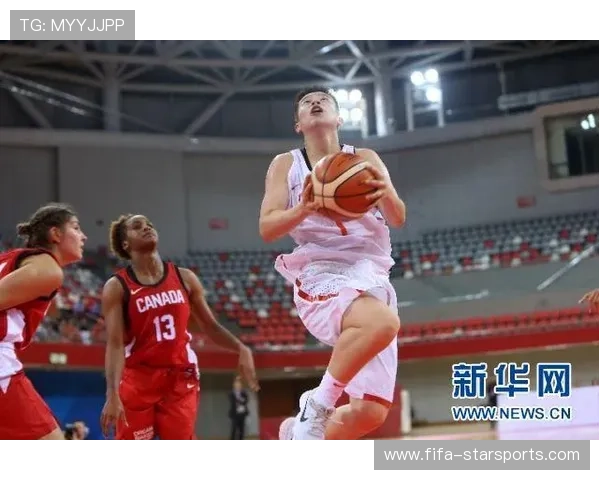 女篮姑娘在赛场上展现巾帼风采，女篮姑娘在赛场上展现巾帼风采