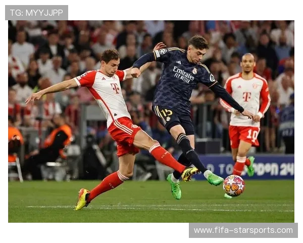 拜仁通过三人支点撕裂博卡防线，展现王者风采