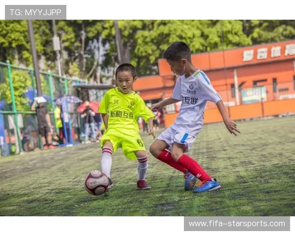 联赛为青少年运动员提供丰富的岗位实践实现“双赢” 联赛为青少年运动员提供丰富的岗位实践实现“双赢”