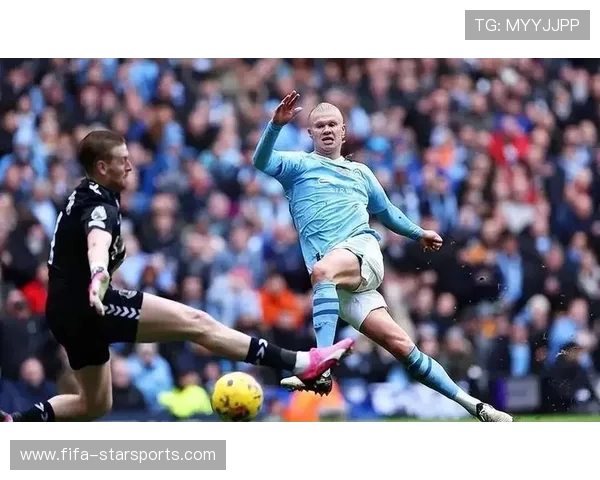 哈兰德抗住防守抽射，终结英超七场进球荒